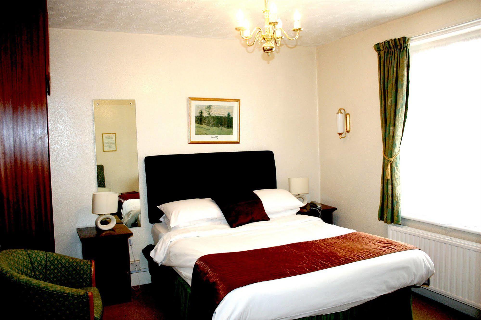 Ilfracombe House Hotel - Near Cliffs Pavilion Southend-on-Sea Exterior foto